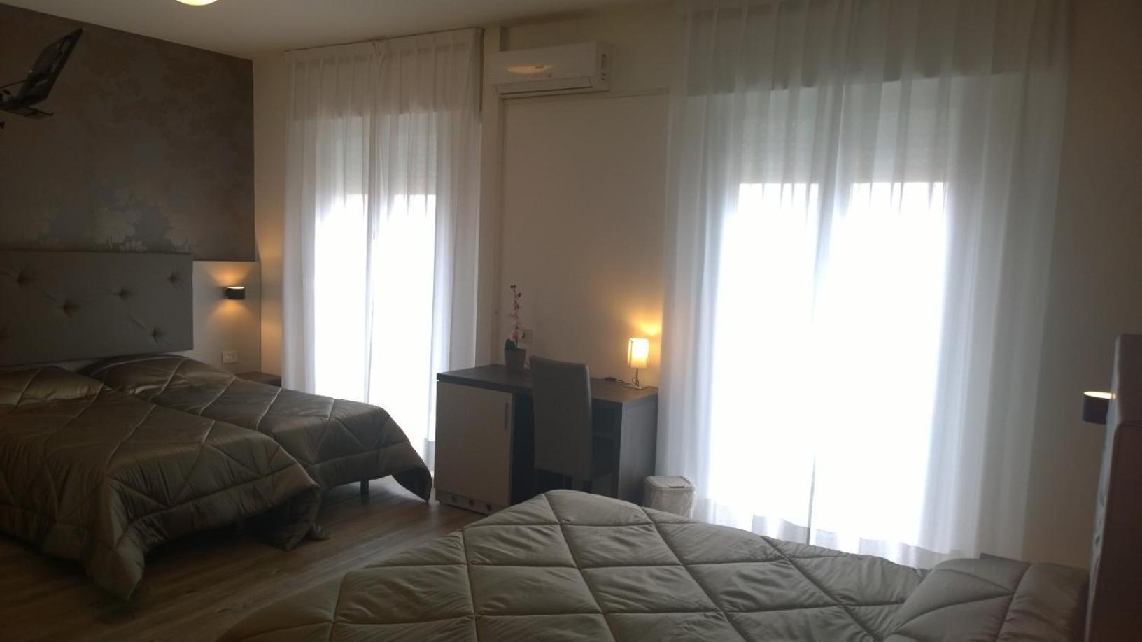 Hotel Gambrinus Lignano Sabbiadoro Cameră foto