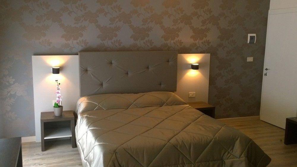 Hotel Gambrinus Lignano Sabbiadoro Exterior foto